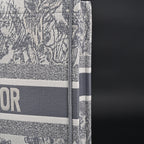 Christian Dior Large Book Tote – Toile de Jouy Embroidery