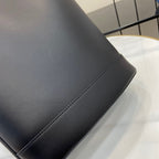 GUCCI small horsebit embellished leather bucket bag