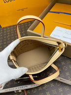 LV Neverfull MM Monogram Canvas Tote Shoulder Bag with Leather Trim and Pouch
