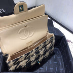 Chanel 19 tweed Flap Bag Black and beige